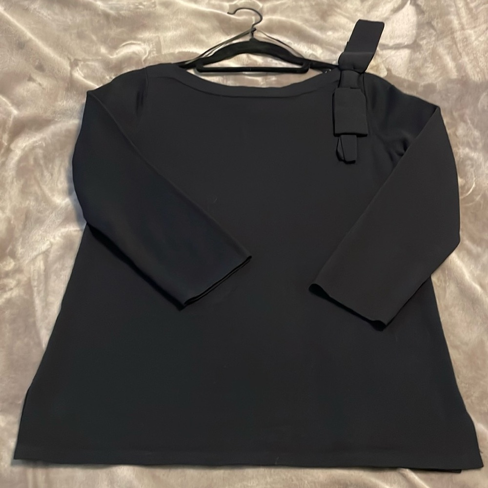 Ann Taylor Black top size XS